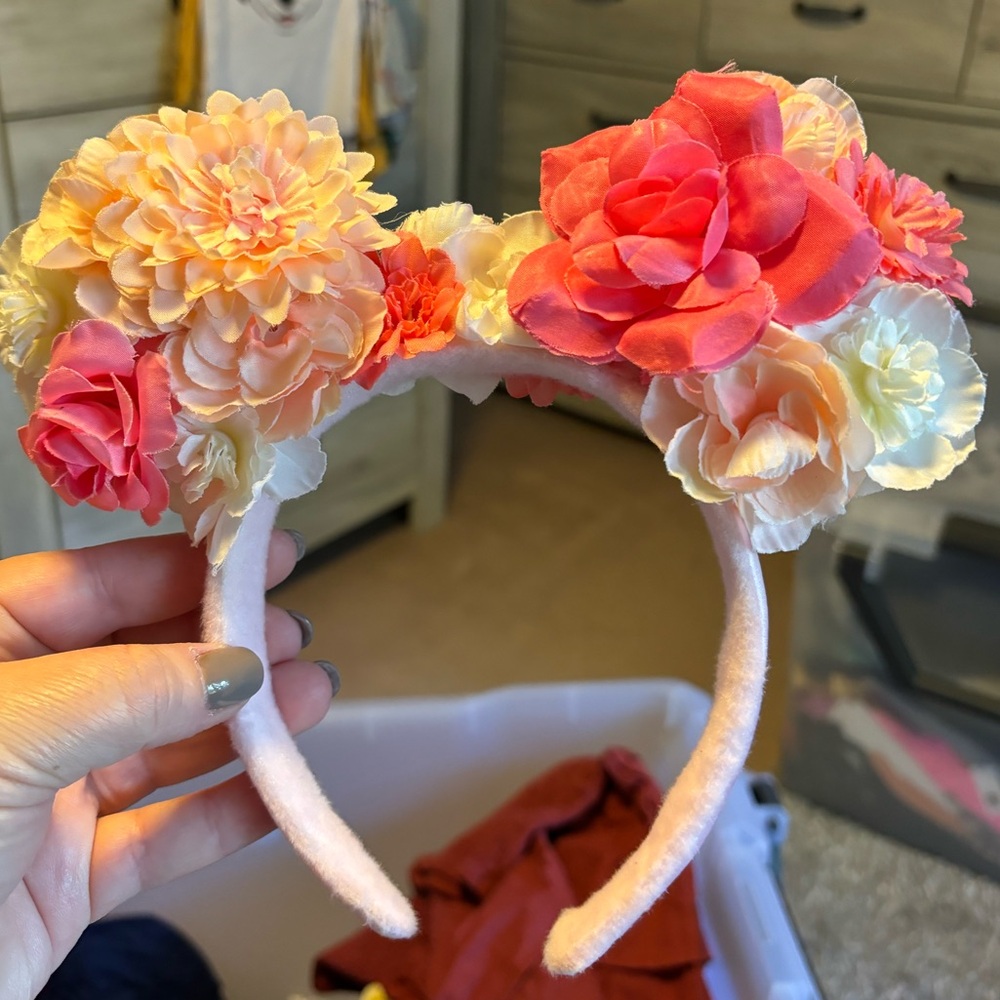 Disney Minnie Flower Ears
